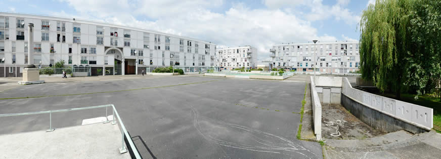 Persan, « le village »